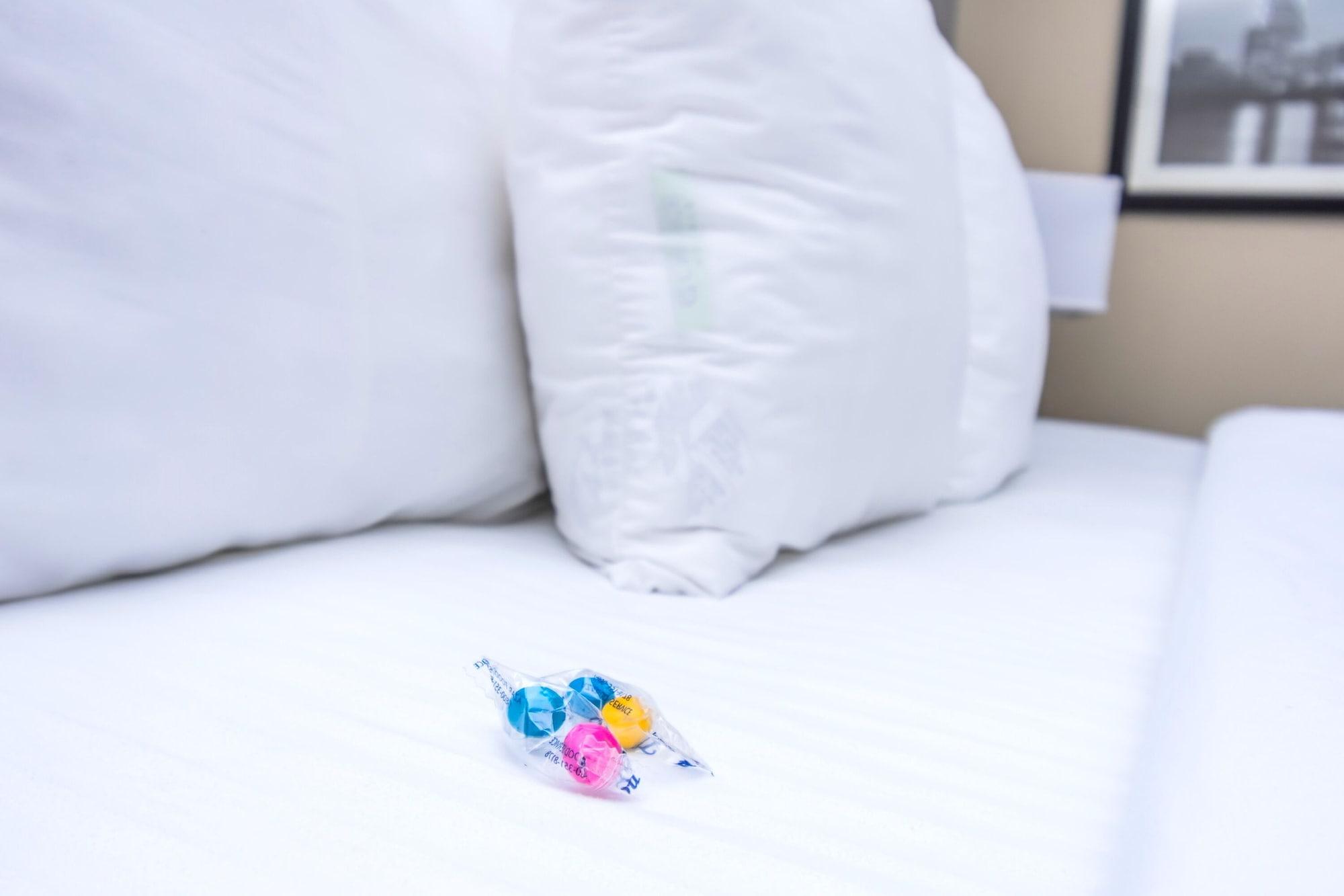Econo Lodge Inn & Suites East Houston I-10 Экстерьер фото
