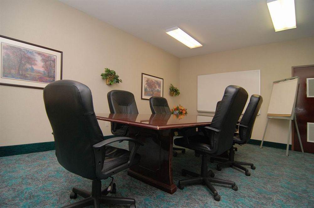 Econo Lodge Inn & Suites East Houston I-10 Экстерьер фото