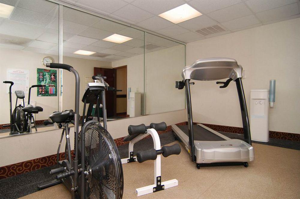 Econo Lodge Inn & Suites East Houston I-10 Экстерьер фото