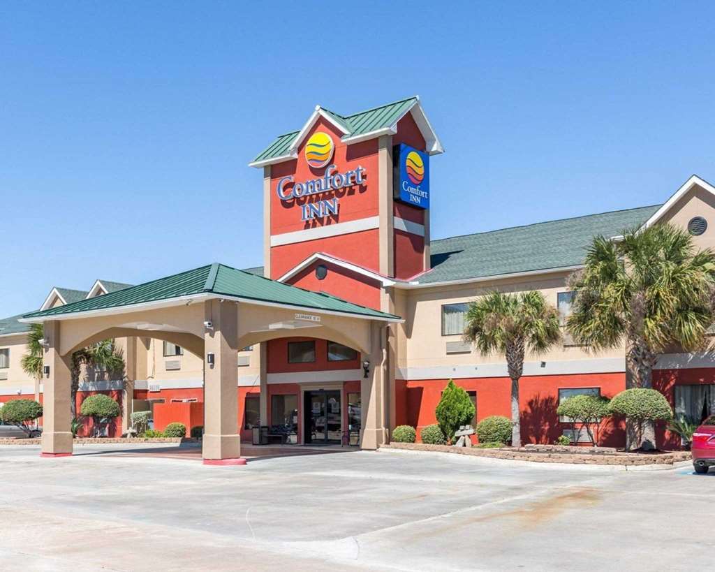 Econo Lodge Inn & Suites East Houston I-10 Экстерьер фото